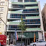 Hotel Hotel Henny