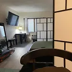 Brooklyn Blue House Hotel