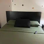Hotel Brooklyn Blue House *