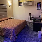 Hotel 7 Days New York