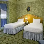 Wolcott 3* New York