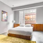Alameda, Highline Hotel New York
