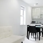 Un Place Apartment *