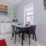 Un Place Apartment *