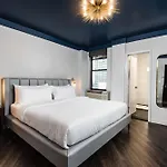 Hotel The @