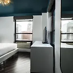 The @ New York