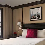 Iroquois Times Square Hotel