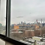 Sleep Long Island - Manhattan View 3*