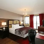 Hotel Vetiver / Manhattan Skyline