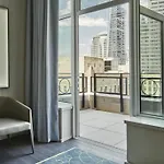 Four Seasons Downtown Hotel 5*
