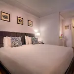 Hotel Avalon