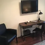 Avalon Hotel