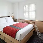 Hotel Pod 51 3*