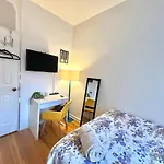 Manhattan -Ues - Room Accommodation
