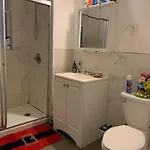 Homestay Classical American House
