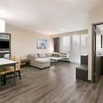 Hotel Western Executive Residency Bronx