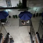 1118-Quality Cribs Duplex