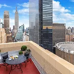 New Yorker By Lotte Hotel