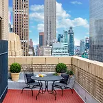 New Yorker By Lotte