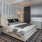 Lombardy 4* New York