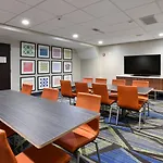 Country & By Radisson, Staten Island Hotel 3*
