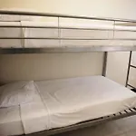 Hostel West Side Ymca *