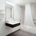 Hampton Manhattan Chelsea Hotel New York