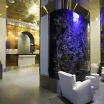 Oyo Times Square Hotel 4*