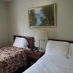 Windsor Hotel 2*