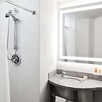 Radisson Street Hotel New York