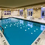 Hotel Hampton & Staten Island 3*