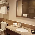 Lic Manhattan View 3*