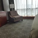 Lic Manhattan View Hotel