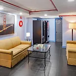 Park West Hostel *