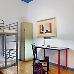 Hostel Park West *
