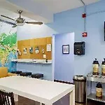 Park West Hostel New York
