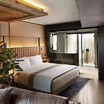 1 Brooklyn Bridge 5*
