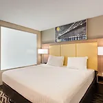 Express Brooklyn By Ihg