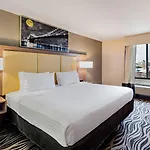 Hotel Express Brooklyn By Ihg 3*