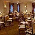 Warwick 4* New York
