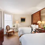 Hotel Iroquois Times Square