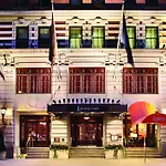 Iroquois Times Square Hotel New York