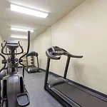 Days By Wyndham Brooklyn Crown Heights Hotel 2*