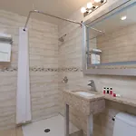 Hotel Days By Wyndham Brooklyn Crown Heights 2*