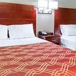 Hotel Econo South Ozone Park