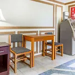 Econo South Ozone Park Hotel 2*