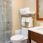 Comfort & Near Jfk Air Train Hotel 3*