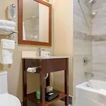 Hotel Comfort & Near Jfk Air Train