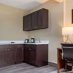 Hotel Comfort & Near Jfk Air Train