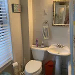 Apartment Brownstone Loft 30 Day Bookings *
